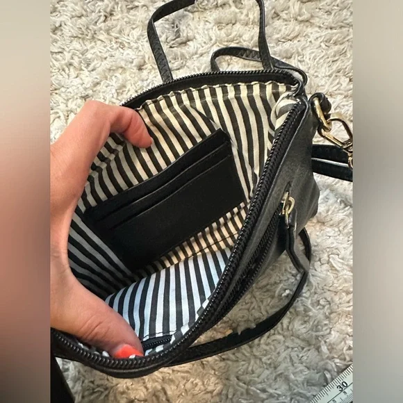 black small crossbody bag purse - Picture 3 of 7